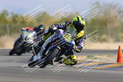 media/Nov-05-2022-SoCal Trackdays (Sat) [[f8d9b725ab]]/Turn 2 (1120am)/